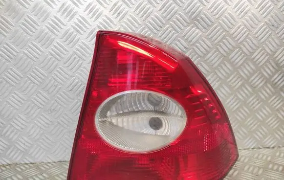 Ford Focus Rear/tail lights 5M5113404B 103740