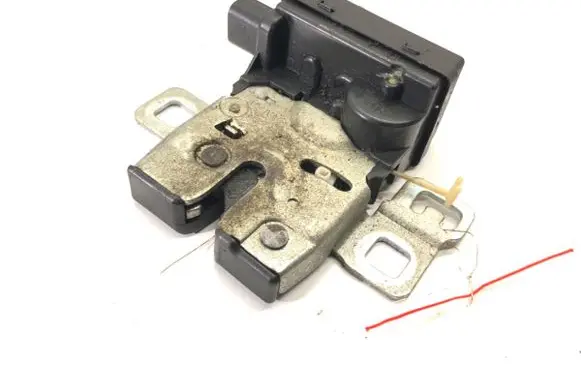 Mini One - Cooper Coupe R56 Tailgate exterior lock 2754528