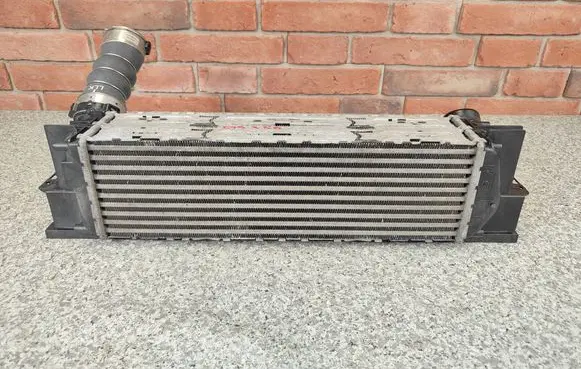 BMW X3 F25 Intercooler radiator 7823571
