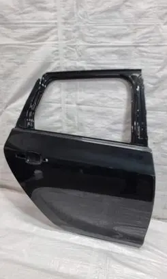 Opel Astra J Rear door