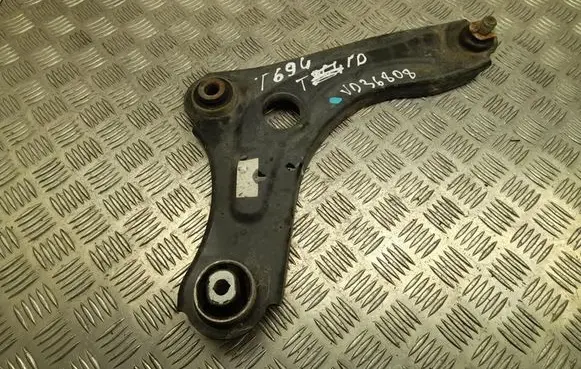 Dacia Sandero Front lower control arm/wishbone 67E