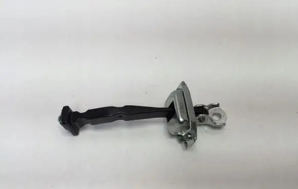Nissan Juke II F16 Rear door check strap stopper