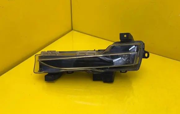 Tesla Model 3 LED Daytime headlight 1624797-00-A