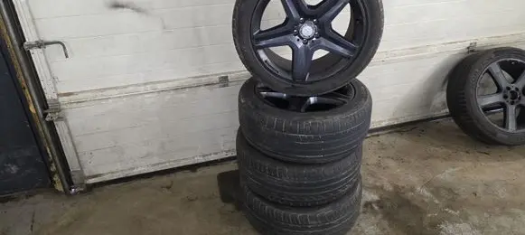 Mercedes-Benz ML W166 R20 alloy rim A1664012002