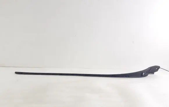 Maserati Levante Front door windshield rail 670040328 B340