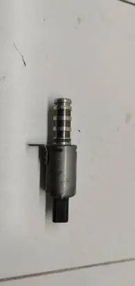 Peugeot 308 Camshaft vanos timing valve 9825813780