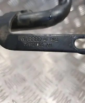 Audi A6 S6 C6 4F Engine coolant pipe/hose 059121065AH