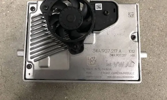 Volkswagen Tiguan Windshield/windscreen camera 3WA907217A