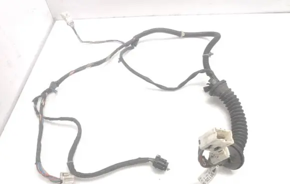 Nissan Primera Front door wiring loom 241259F609