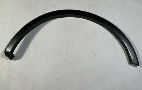 Front arch trim