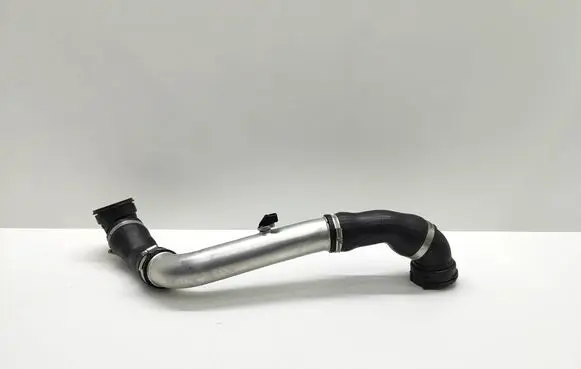 BMW 5 E60 E61 Intercooler hose/pipe 7789048 7799401 77994011
