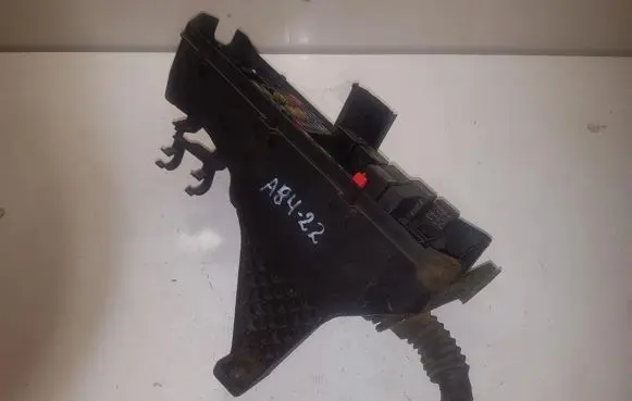 Volvo XC90 Fuse box set 8678449 A8422