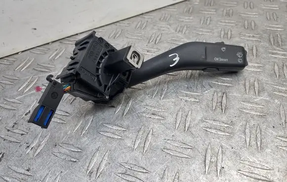 Volkswagen Touran I Wiper control stalk 1K0953519A