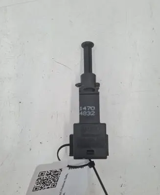 Volkswagen Golf IV Brake pedal sensor switch 1J0945511A