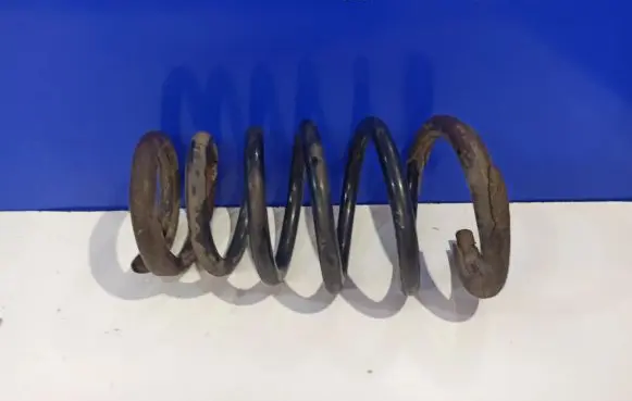 Volvo XC90 Rear coil spring 30645928