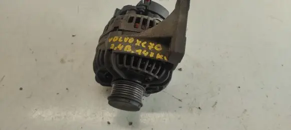 Volvo XC70 Generator/alternator 8622786 0124525014