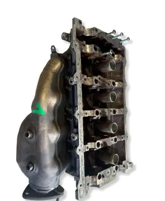 Audi A6 S6 C5 4B Engine head 077103373AN