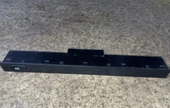 Traction control (ASR) switch