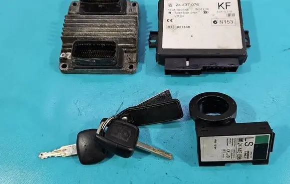 Opel Zafira A Engine control unit/module ECU 12242020 IMPRK1595639
