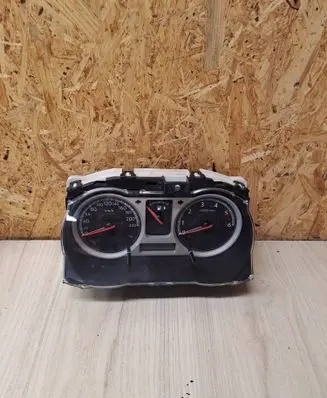 Speedometer (instrument cluster)