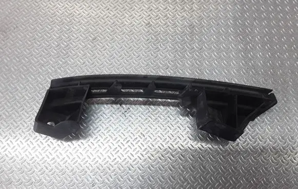 Volkswagen Touran I Front bumper mounting bracket