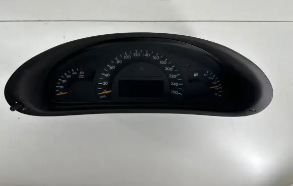 Mercedes-Benz C W203 Speedometer (instrument cluster) A2035401347 110080183