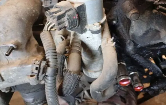 Toyota Corolla Verso AR10 EGR valve 2562027090