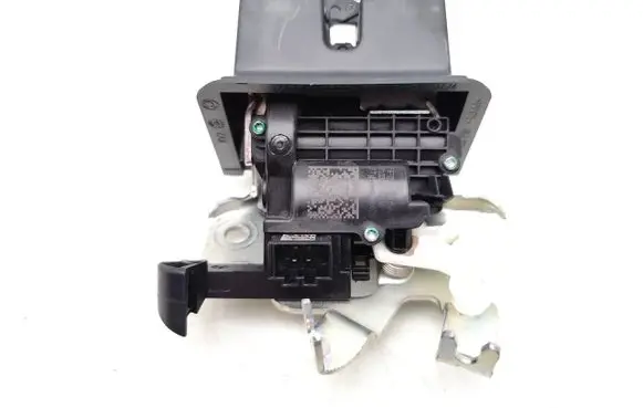 Skoda Scala Tailgate/trunk/boot lock/catch/latch 5F0827505A