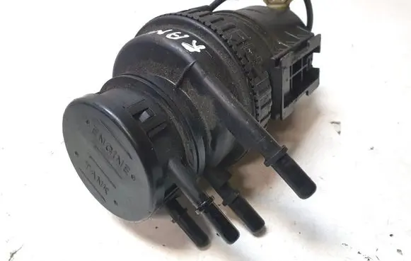 Ford Ranger Fuel filter housing AB399155DD