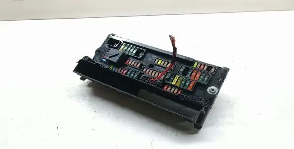 BMW 5 GT F07 Fuse module 9210861