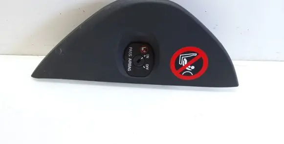 Volvo XC60 Dashboard side end trim 30755851
