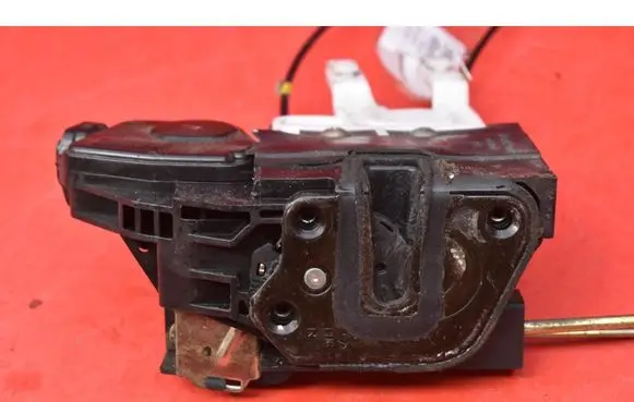 Hyundai Santa Fe Front door lock