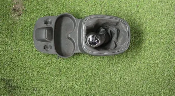 Opel Corsa D Cup holder front 13205815