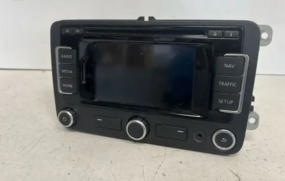 Volkswagen Tiguan Radio/CD/DVD/GPS head unit 3C8035279S