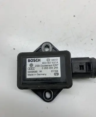 Audi A4 S4 B7 8E 8H ESP acceleration yaw rate sensor 8E0907637A 0265005245