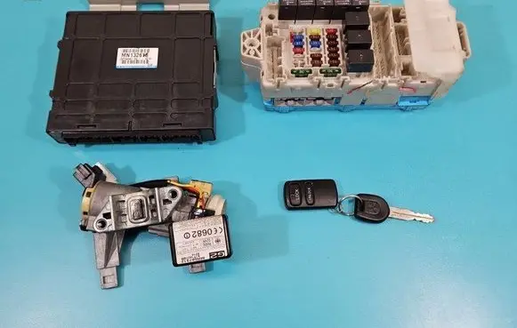 Mitsubishi Lancer Engine control unit/module ECU MN132618 IMPRK1477713