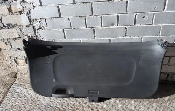 KIA Sportage Tailgate trim 81711R2000 81711R2000WK 81710R2000
