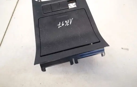 Volkswagen Jetta V Car ashtray 1k0857961