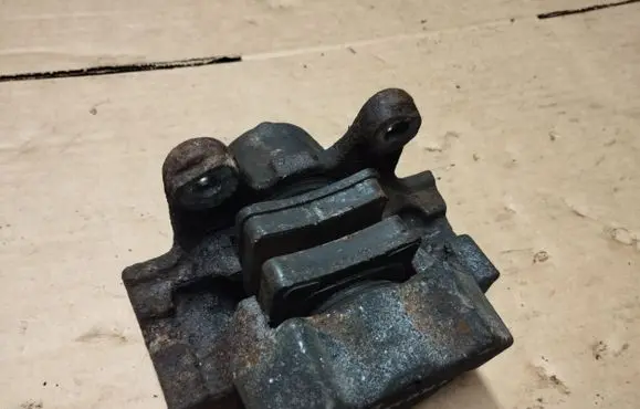 Chrysler Crossfire Rear brake caliper