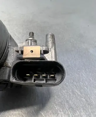 Audi A6 S6 C6 4F Wiper motor 0390241773