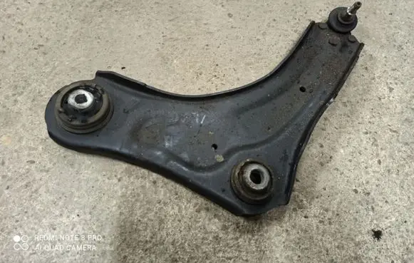Renault Scenic III - Grand scenic III Front lower control arm/wishbone