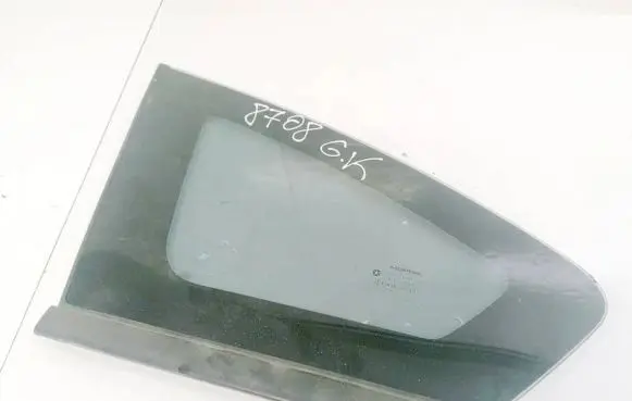 Dodge Caliber Rear side window