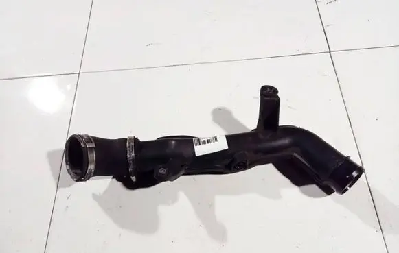 Audi TT TTS Mk2 Intercooler hose/pipe 1k0145792