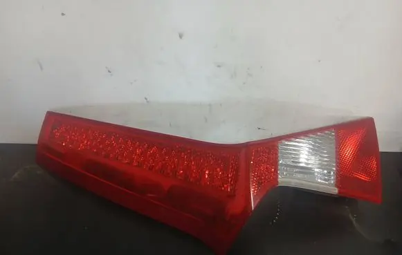 Volvo V70 Tailgate rear/tail lights 164391