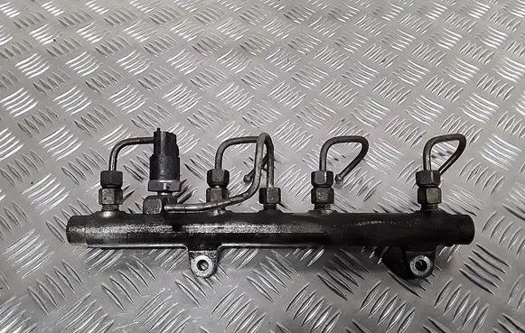 Fuel main line pipe