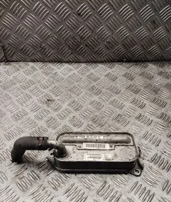 Toyota Corolla Verso AR10 Engine oil radiator 157100r01000