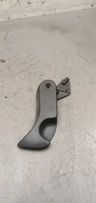 BMW 5 E39 Engine bonnet (hood) release handle 8226621 119702B