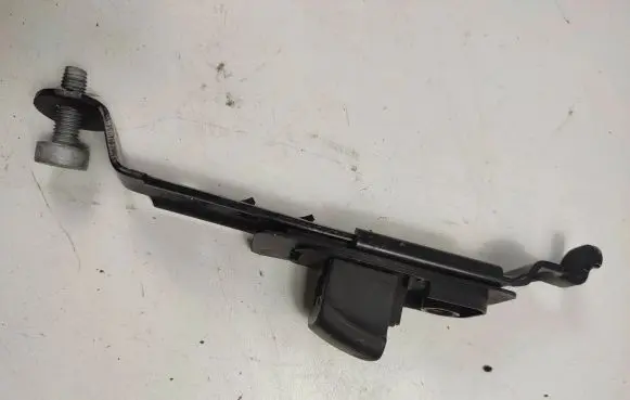 Ford Ranger Seat belt height adjuster AB3926611C46AAW 210121 U917A