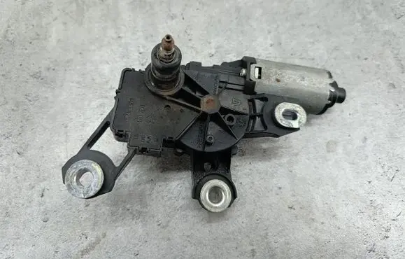 Audi A6 S6 C6 4F Rear window wiper motor 579602