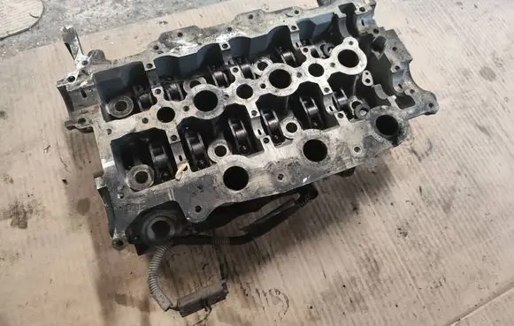 Land Rover Range Rover Sport L494 Engine head PH9X20 609020